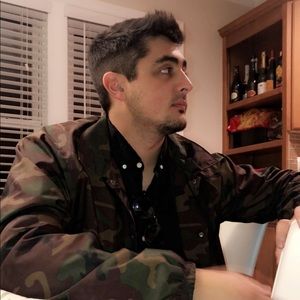 Meet your Posher, Pat